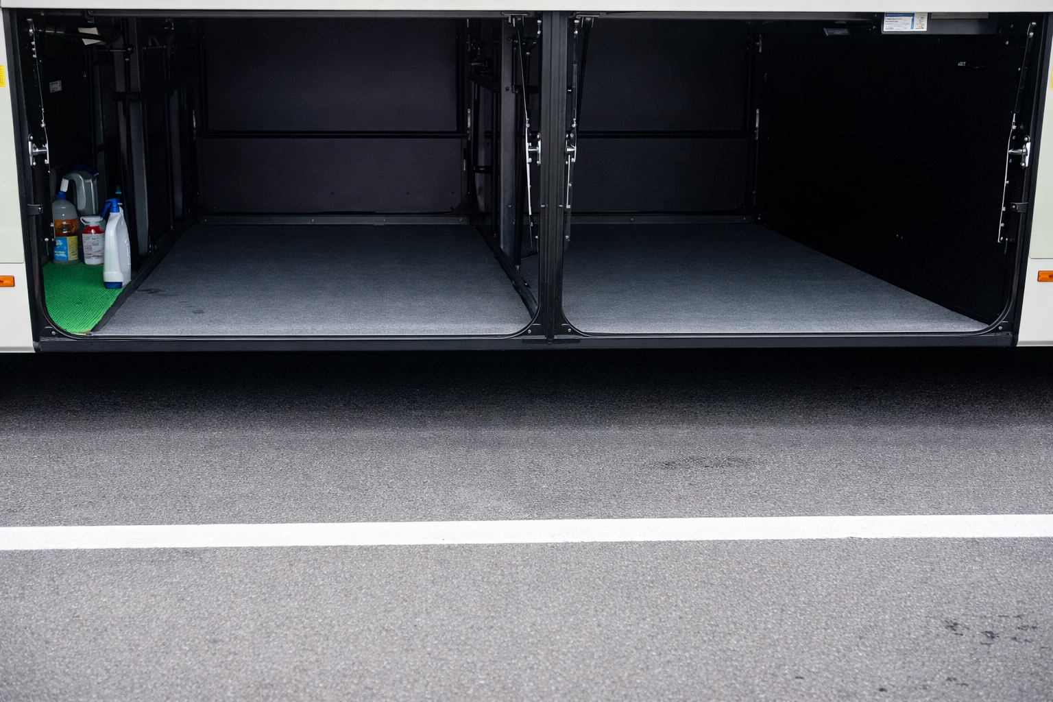 荷物収納スペース