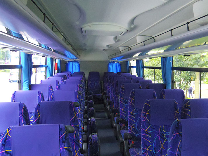 華光バス 前部座席